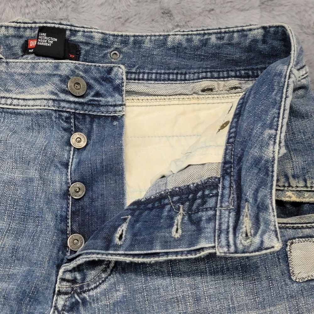 Diesel Jeans Mens 32x33‎ Blue Straight Distressed Motor Club Patch Biker Y2K - Picture 8 of 16